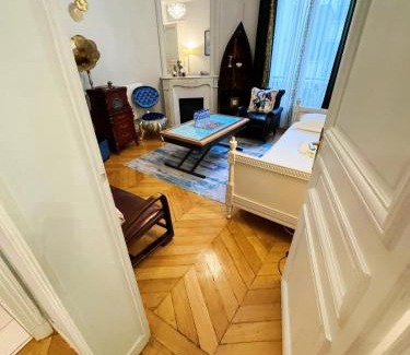 Champs-Elysees Apartment | Family-Friendly Stay at Élysées Charm Hotel