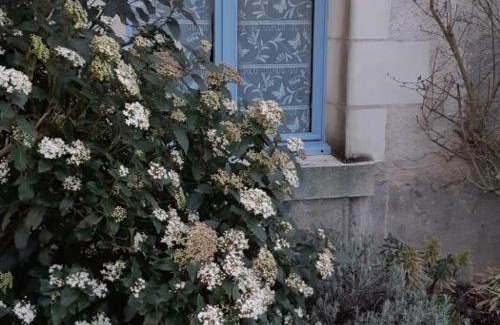 Luzille House | Family-Friendly Gîte Luzillé: Top-Rated Stay for 4