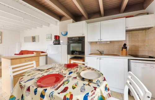 Saint-Gildas-de-Rhuys House | Relax and Unwind at Évasion in Saint-Gildas-de-Rhuys