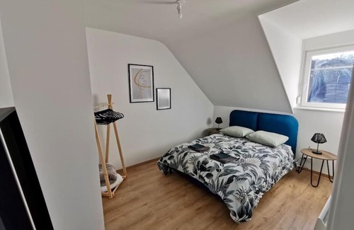 Mulhouse Apartment | Escape to ÉVASION JUNGLE: Wifi & Netflix Await!