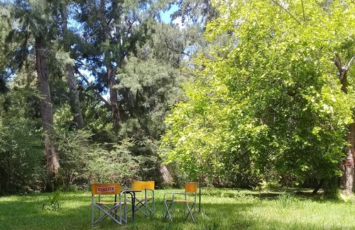 Partido de Tigre Cottage | Cozy Cabin by Río Espera: Private Dock & Scenic Views