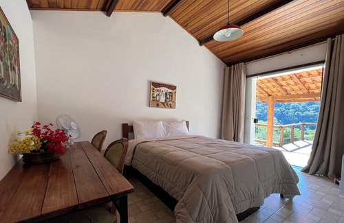 Cunha House | Inviting Country Home with WiFi and Private Pool - Cunha/SP