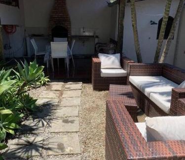 Portal da Ferradura House | Cozy Home in Prime Location with Pool & Pet-Friendly Stay