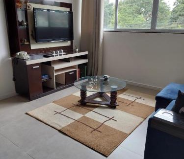 Maringa Apartment | Comfortable Apartment with Free WiFi and Parking Included