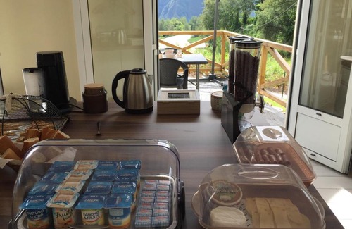Salazie Bed & Breakfast | Family-Friendly Getaway at Ô cœur de l’île with Hot Tub