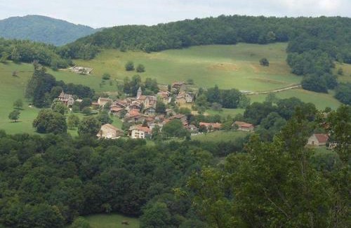 Saint-Rambert-en-Bugey House | Family-Friendly Stay at Ô JOLi BUGEY - Rated 9/10 by Guests