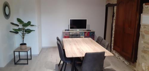 Saint-Rambert-en-Bugey House | Family-Friendly Stay at Ô JOLi BUGEY - Rated 9/10 by Guests