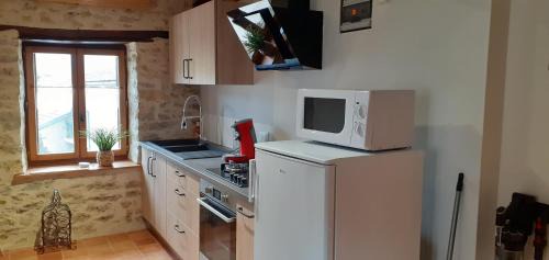 Saint-Rambert-en-Bugey House | Family-Friendly Stay at Ô JOLi BUGEY - Rated 9/10 by Guests