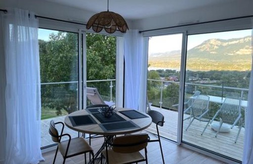 Le Bourget-du-Lac House | Family-Friendly Retreat at Ô Lac - Guest Rated 10/10