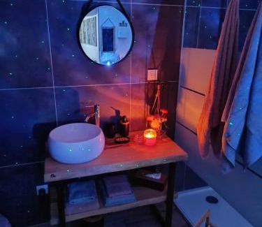 Etaples Bed & Breakfast | Indulge in Comfort at Ô Plaisir Ô Désir with Hot Tub