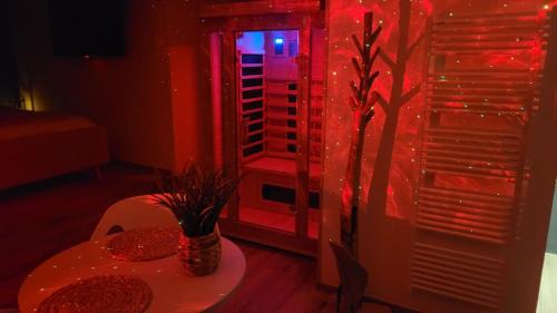 Etaples Bed & Breakfast | Indulge in Comfort at Ô Plaisir Ô Désir with Hot Tub