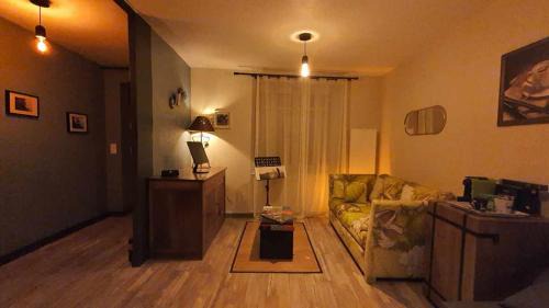 Tournus Apartment | ÔNuméro6: Pet-Friendly Retreat with a 9.2 Rating