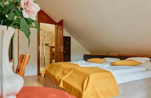 Szarvasko Resort | Discover Öko-Park Panzió: Family-Friendly with Spa Access