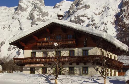 Werfenweng Apartment | Oceanfront Retreat at Örglgut - Guest Rated 9.7/10