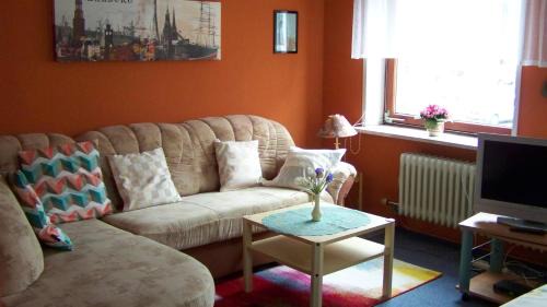Oesterdeichstrich Apartment | Oceanfront Getaway at Österdeichstrich - Rated 8.4/10