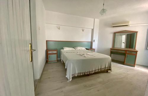 Ayas Mahallesi Hotel | Oceanview Retreat at ÖZTUR OTEL YUMURTALIK, Pet Friendly