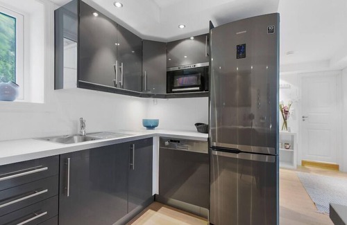 Bergenhus Apartment | Øyjorden Apartment: Guest Rated 9.8 with Family-Friendly Perks