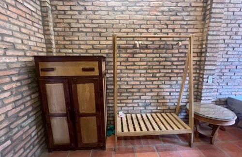 Long Ho House | Út Quỳnh Homestay: Relax by the Oceanfront with Pets
