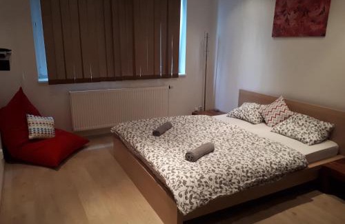 Bratislava Apartment | Cozy Apartment in Bratislava - Child Friendly with Top Reviews