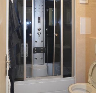 Decin Apartment | Cozy Apartment in the Heart of City with Stunning Views