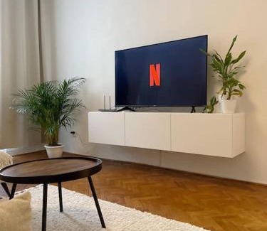 Sever Apartment | Cozy Apartment Near Kosice City Center - 4 Star Comfort