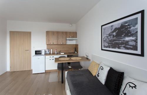 Poprad Apartment | Cozy Apartment with Breathtaking Tatry Views