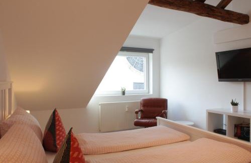 Boppard Apartment | Experience Breathtaking Views at Über den Dächern Boppards