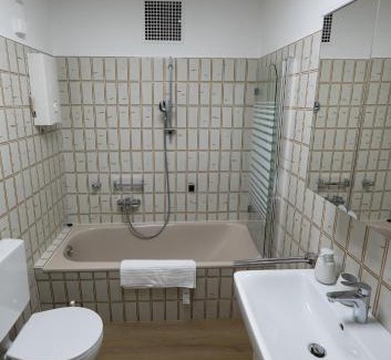 Sued Apartment | Experience Koblenz from the Rooftops - Family Friendly Stays
