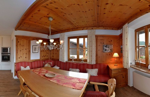 Schliersee Apartment | ÜBER`N SEE - Apartments Haus Sonnbichl, Josef and Martina Greipl