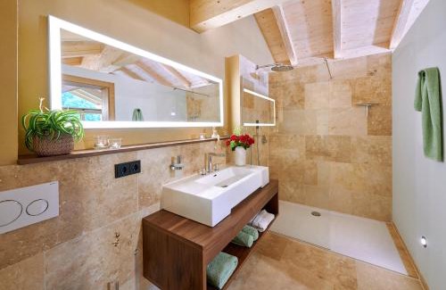 Altenmarkt an der Alz Apartment | Oceanfront Retreat at Ferienwohnungen ÜbermAlztal - 4 Stars