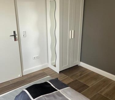 Staufenberg Apartment | Comfortable Übernachtung by Tag: Family-Friendly Escape
