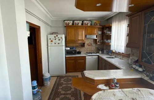Uskudar Apartment | Convenient Family Retreat Near Üsküdar Metro & Marmaray