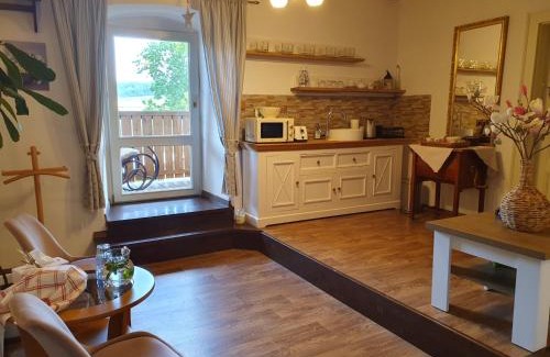 Vysoke Myto Apartment | Unforgettable Stay at Čečetkův Statek with Oceanfront Views