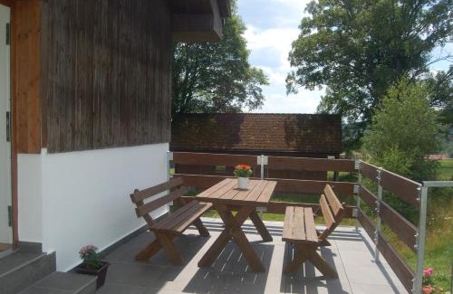 Zelezna Ruda Apartment | Discover Čertova Chata: Family-Friendly Retreat Awaits