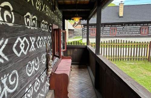 Cicmany House | Discover Čičmanský ľudový dom: Family-Friendly Retreat