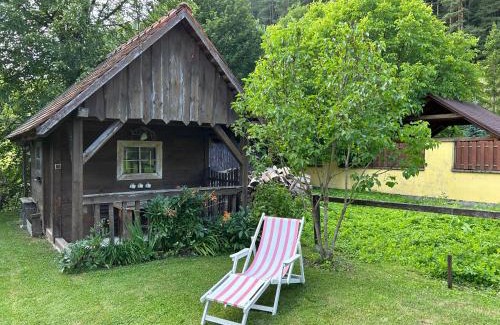 Cicmany House | Discover Čičmanský ľudový dom: Family-Friendly Retreat