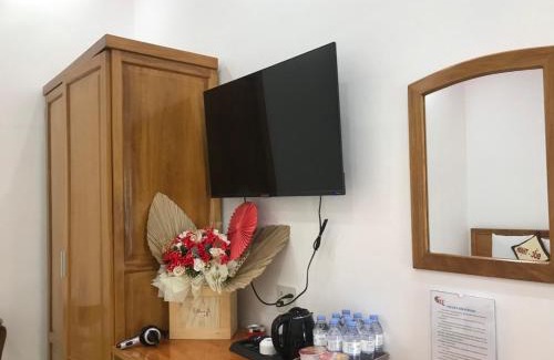 Rach Gia Hotel | Cozy ĐỨC THẠNH HOTEL: Top-Rated Stay with Breakfast