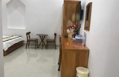 Rach Gia Hotel | Cozy ĐỨC THẠNH HOTEL: Top-Rated Stay with Breakfast