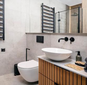 Lodz Apartment | Experience Comfort at Łódź Prestige Suites with Office Space