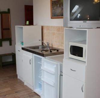 Szalafo Hotel | Cozy Őrszem Fogadó: Family-Friendly with Breakfast Included