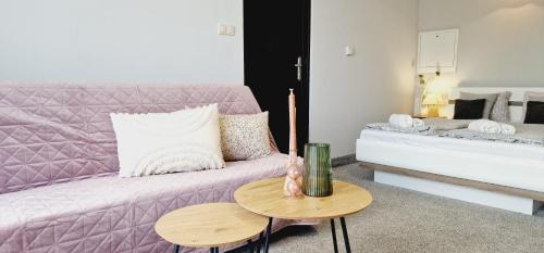 Mikolajki House | Relax at Śpij-tu: Your Lakeside Retreat with Ocean Views