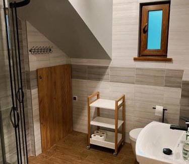 Cisna House | Top-Rated Świerkowe Domki Cisna: Pet & Child Friendly Retreat