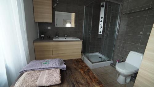 Naleczow House | Discover Świerkowy Nałęczów: Family-Friendly Retreat