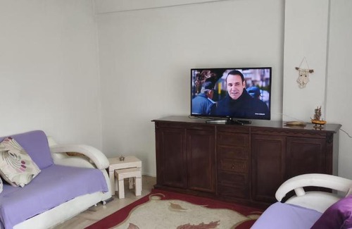 Sarkoy Apartment | Pet-Friendly Şarköy Daily Rental Home for Memorable Stays