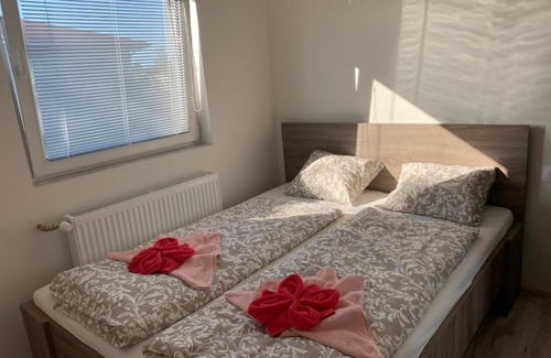 Stvrtok na Ostrove Apartment | Discover Šípková: Pet-Friendly Retreat with Pool Access