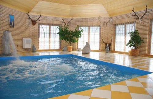 Sniuraiciai Hotel | Discover Šeduvos malūnas: Pet-Friendly Getaway Awaits
