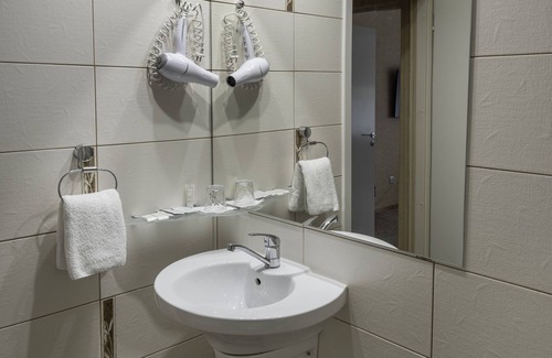 Joniskis Hotel | Discover ŠIAURĖS VARTAI: Family-Friendly Spa Retreat
