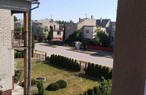 Silute Apartment | Family-Friendly Stay at Šilutė: Explore French and Spanish