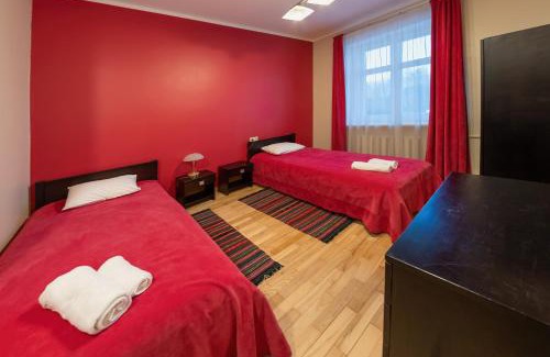 Milzkalne Hotel | Discover Šlokenbekas Muiža: Pet-Friendly Retreat