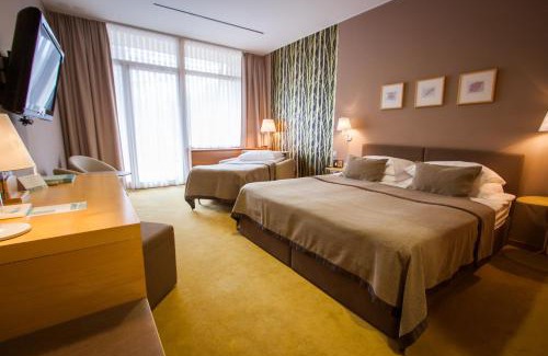 Gozd Martuljek Hotel | Discover the Špik Alpine Resort: 4-Star Retreat with Pool